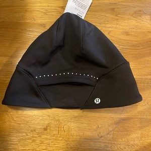 Lululemon Run for it all beanie